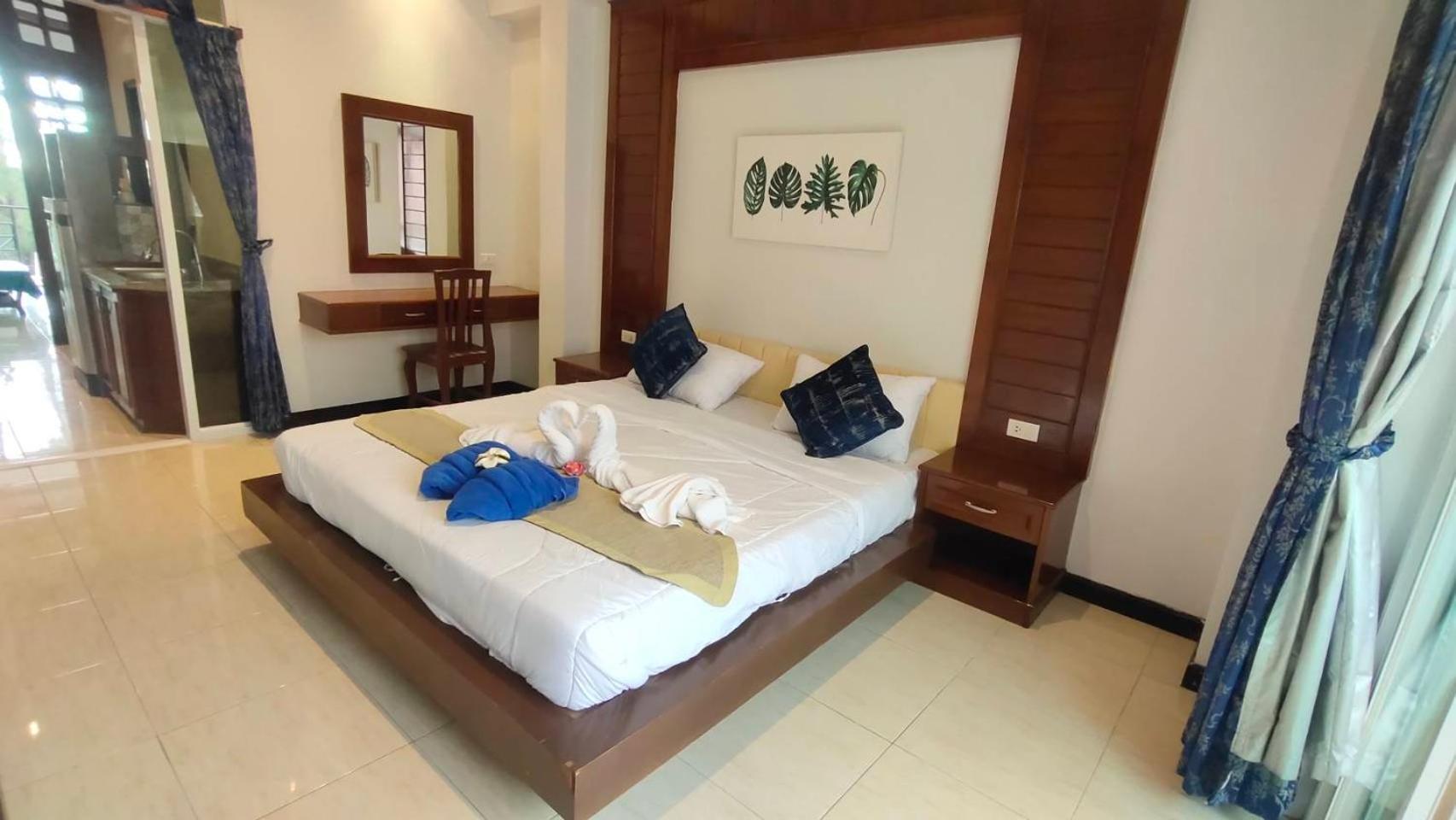 Phadee Apartment Karon Extérieur photo