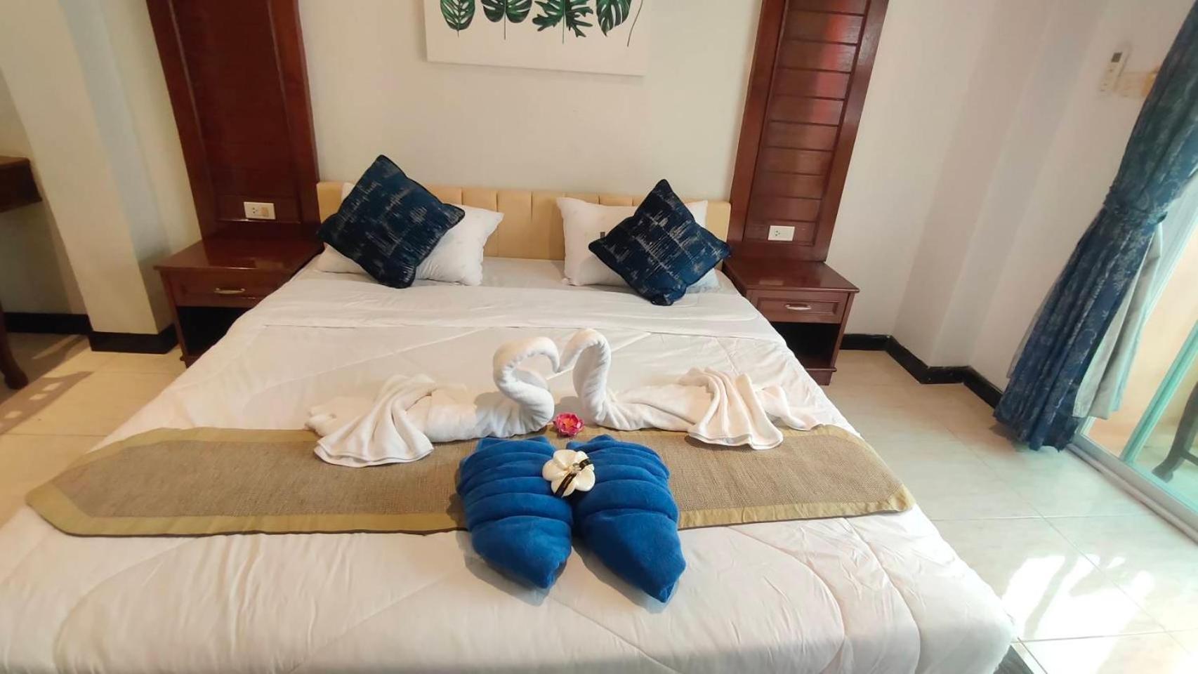 Phadee Apartment Karon Extérieur photo